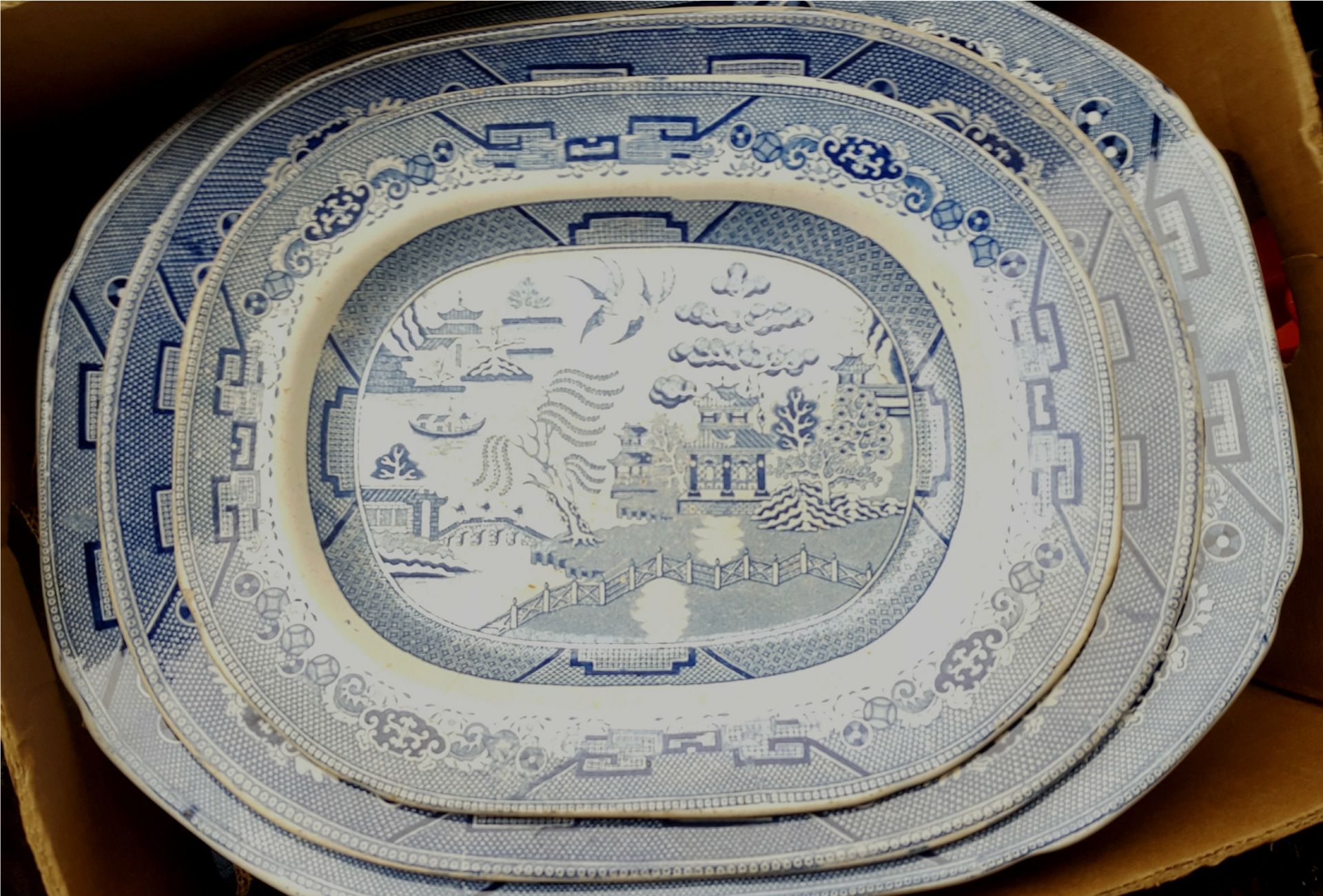 Antique Vintage Box of Blue & White Willow Pattern China Includes Tureen Cruet Jug & Meat Plates - Image 4 of 5