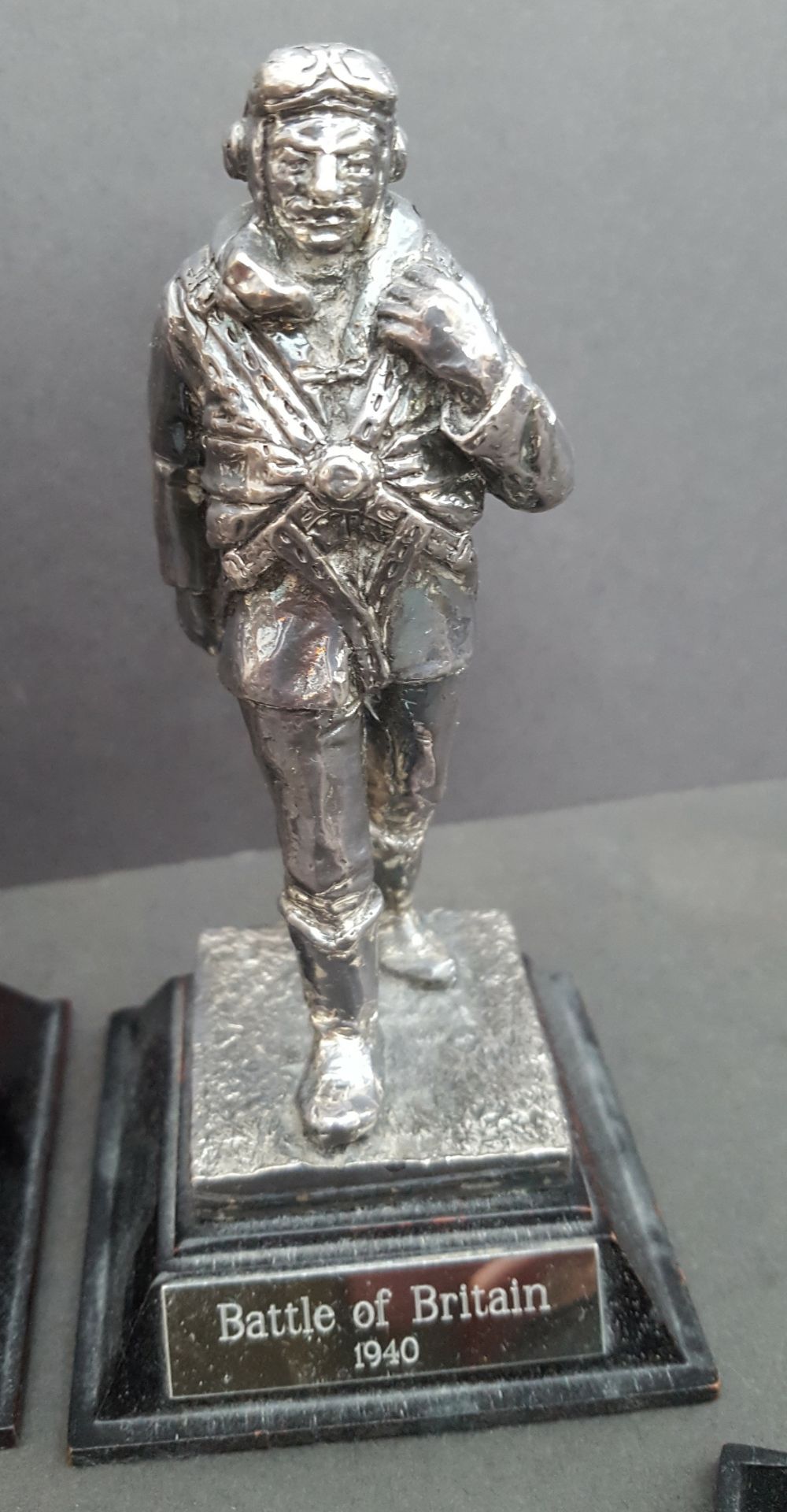 6 Vintage Royal Hampshire Pewter Military Figures Includes Churchill Paratrooper & Battle of Britain - Image 7 of 7