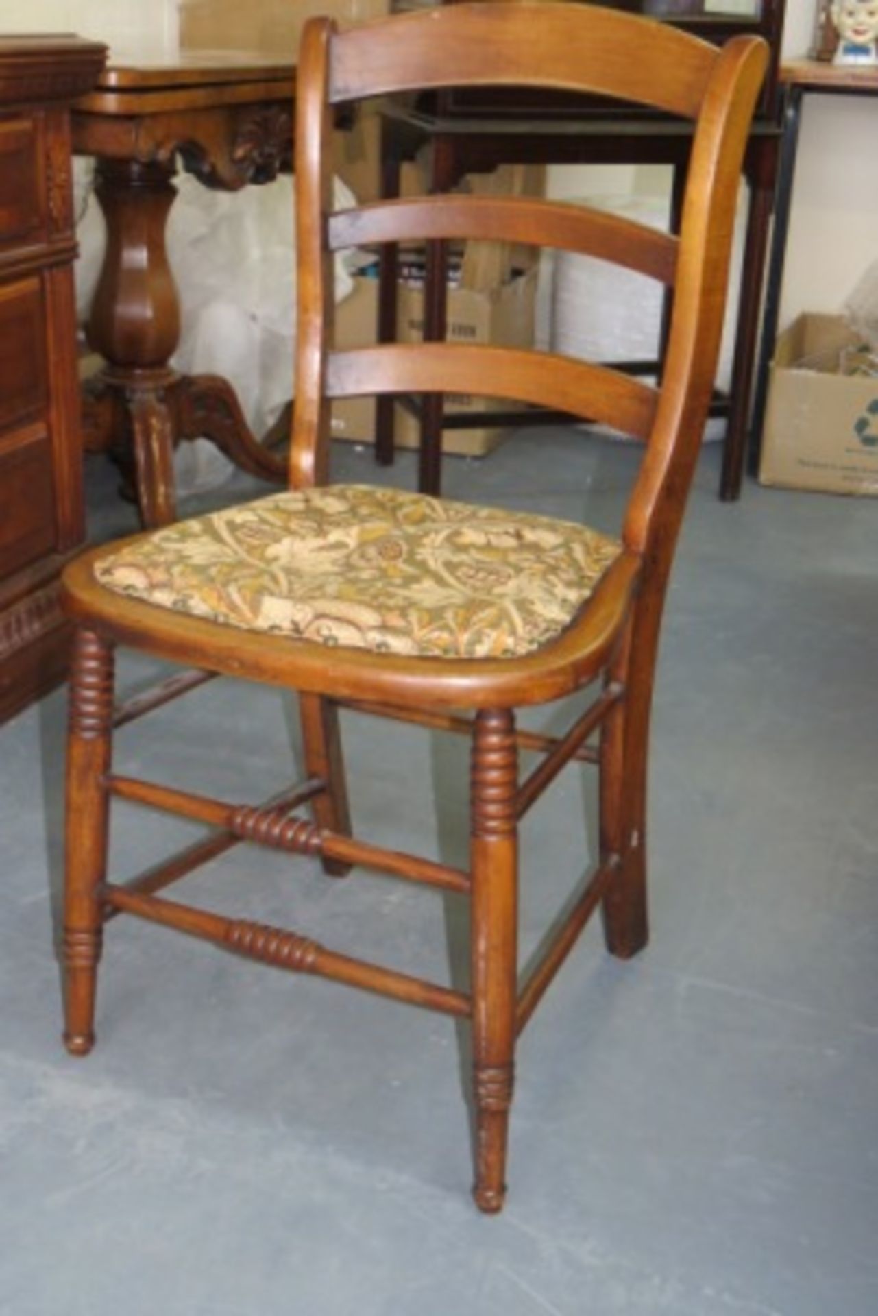 Vintage Hallway / Bedroom Chair With Ladder Back