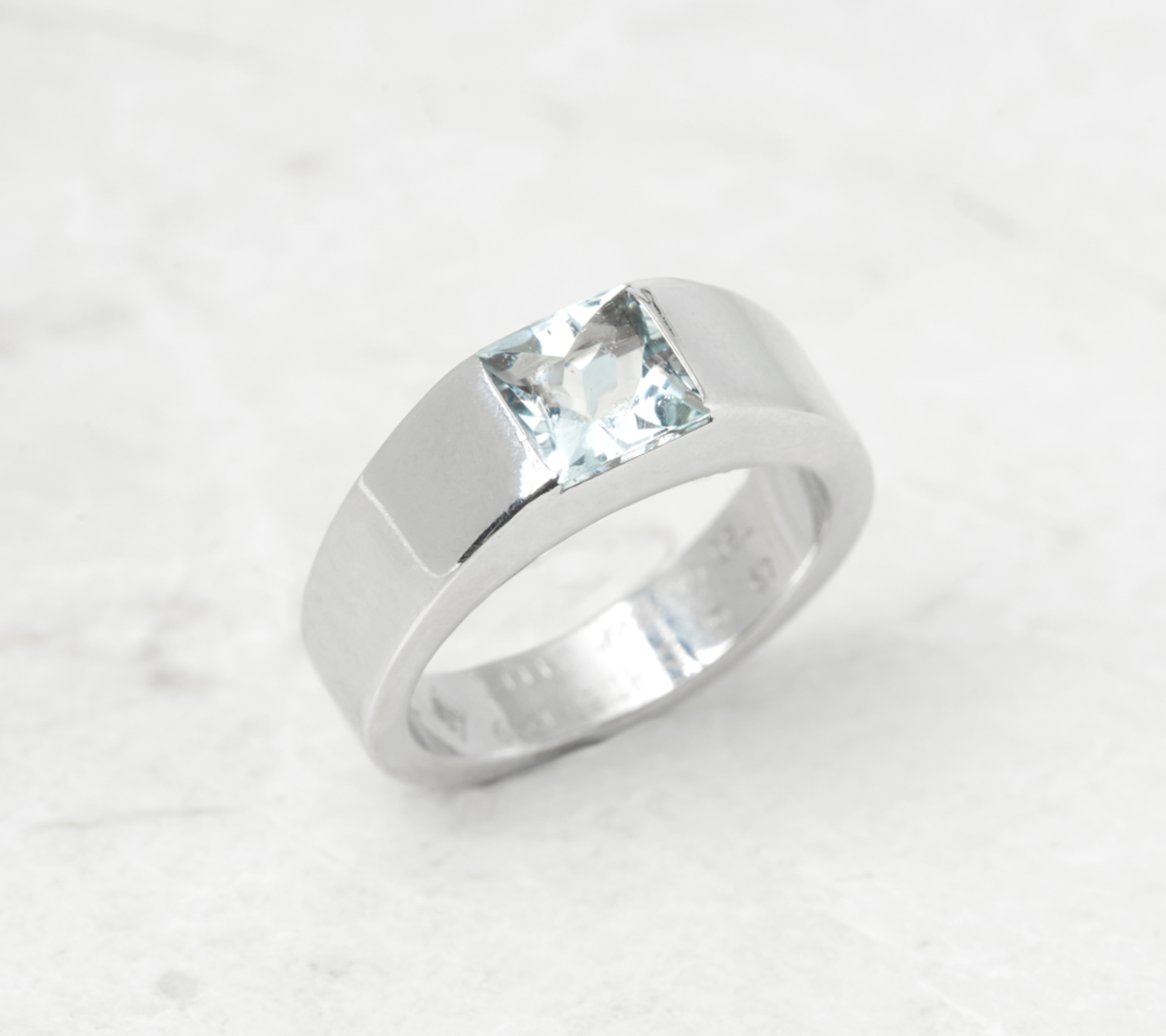 Cartier 18k White Gold Aquamarine Tank Ring