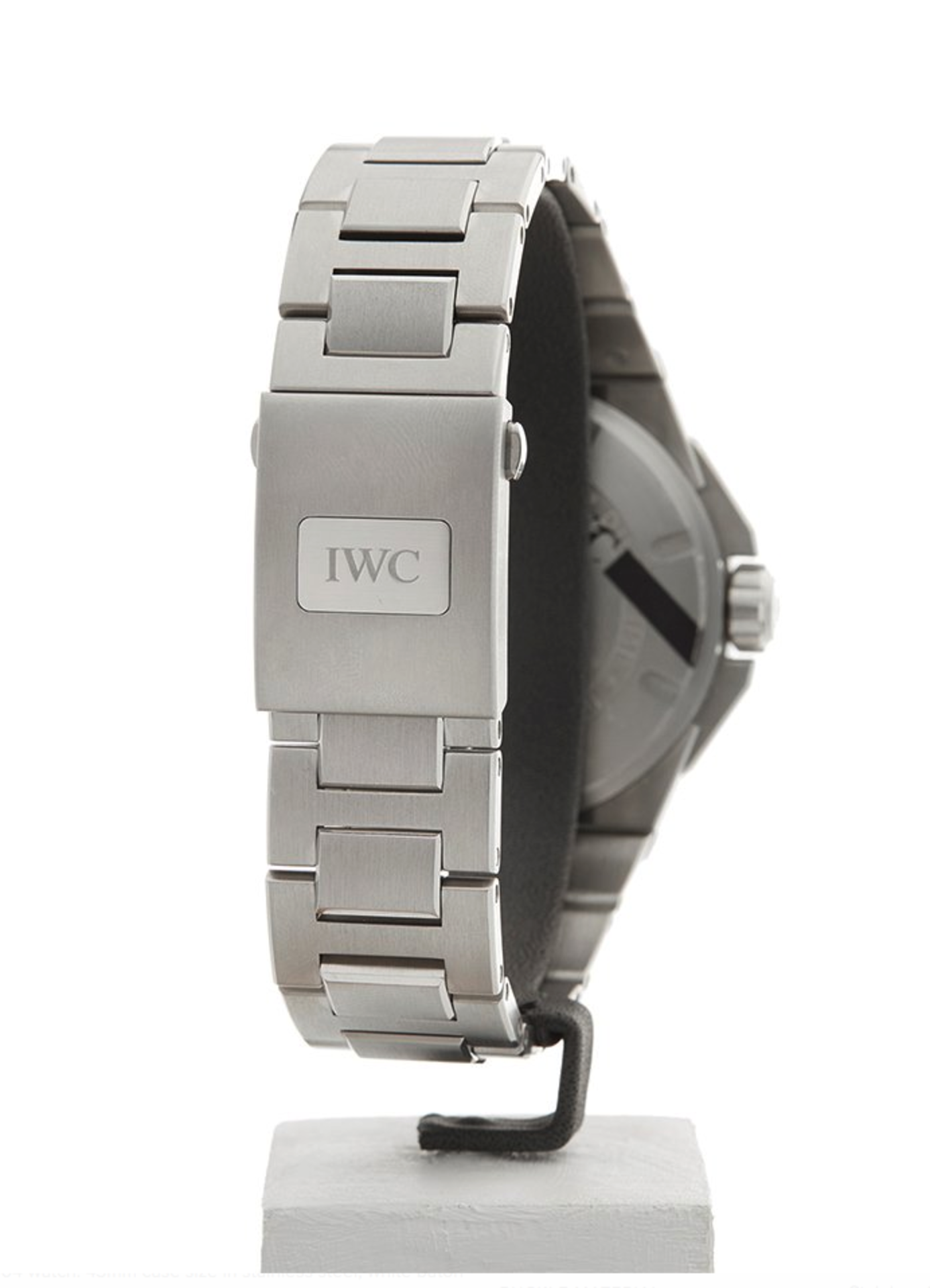 IWC Ingenieur 43mm Stainless Steel - IW324404 - Image 8 of 9