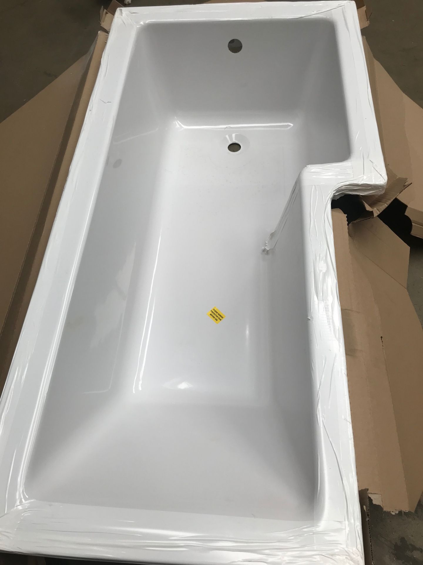 Pallet of 15 x Emberton Shower Bath - Right Hand - Bild 10 aus 11
