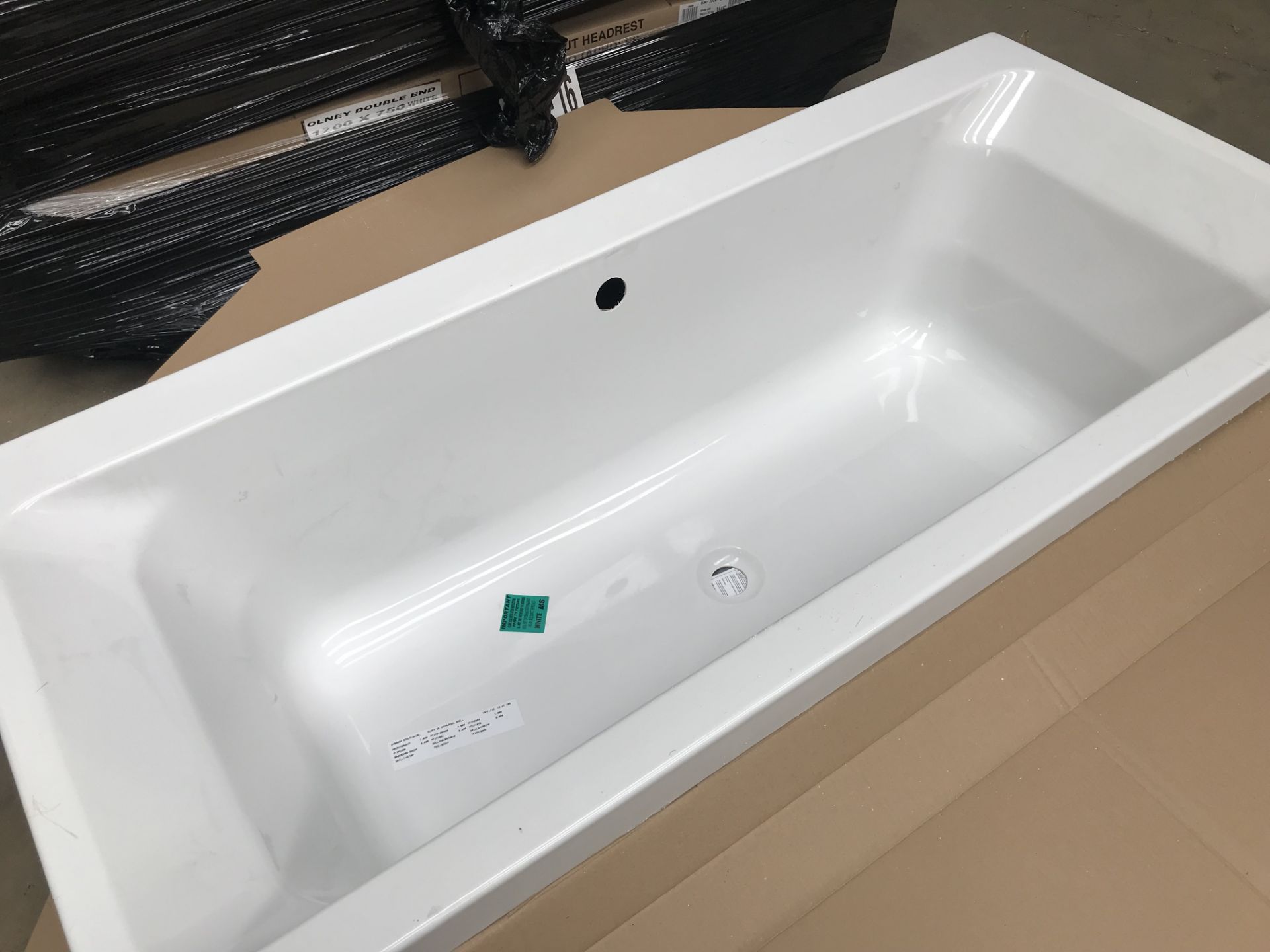 Pallet of 5 x Olney Symmetrical Double Ended Baths