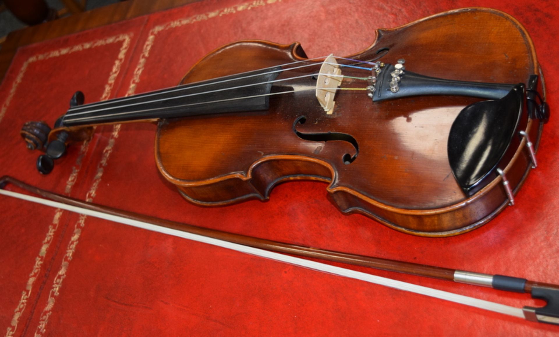 Nadi Jacobus Stainer Labeled Violin 1650 ***Reserve lowered 23.5.18*** - Image 2 of 8