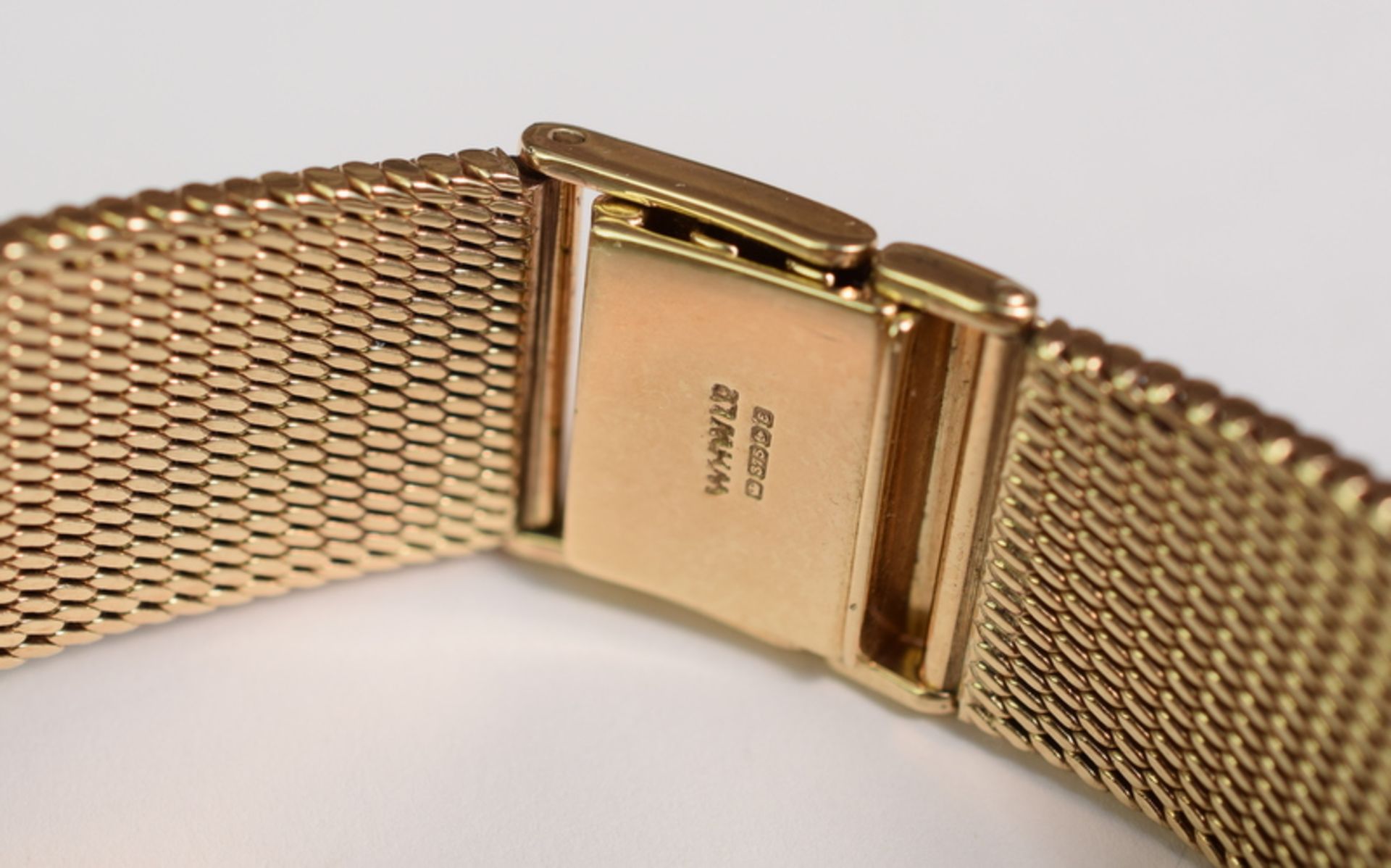 9ct Gold Omega Seamaster On Intergrated 9ct Gold Bracelet - Image 5 of 10