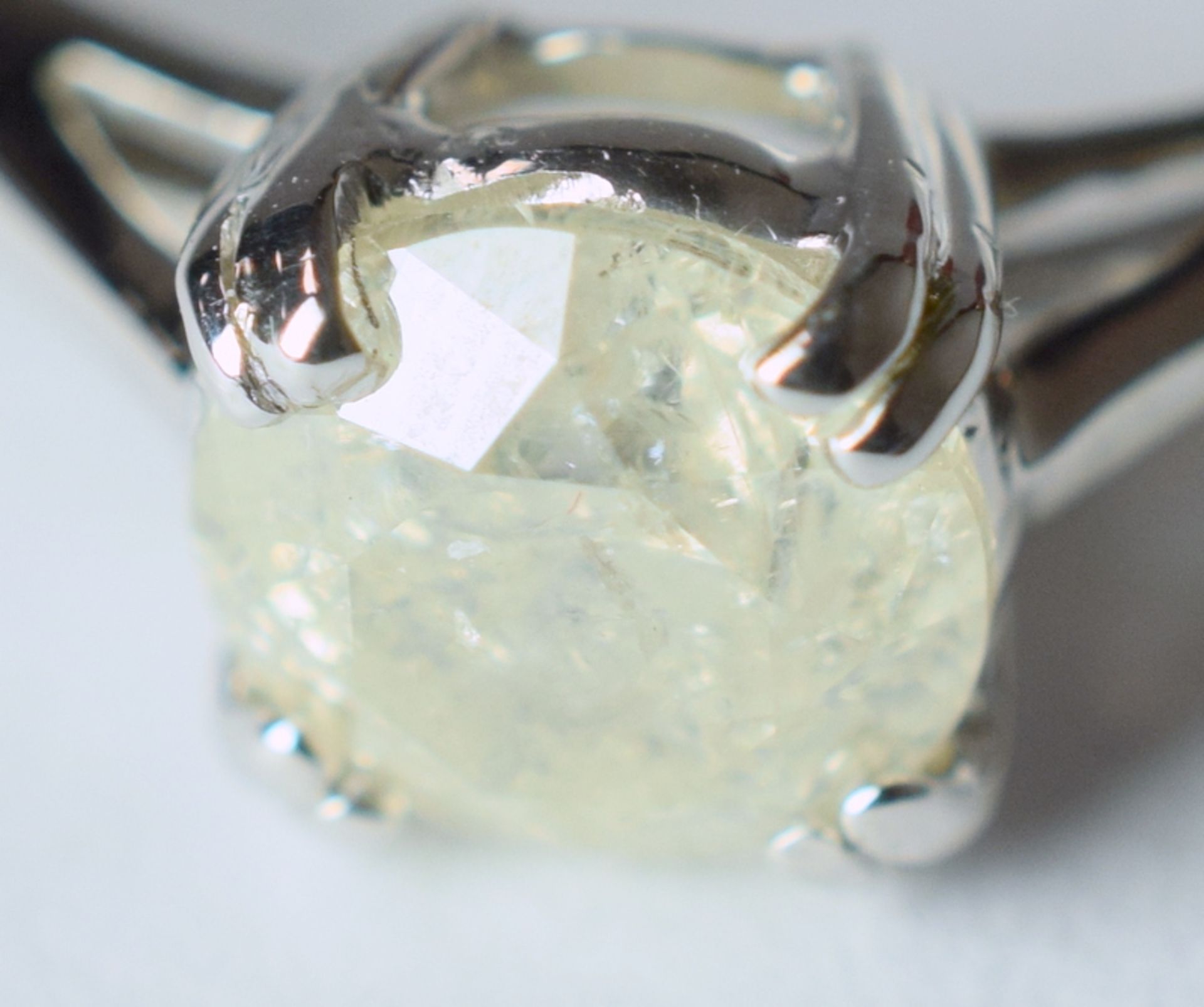 18ct White Gold Ring With 1.00 ct Brilliant Cut Diamond K / I2 - Image 8 of 9