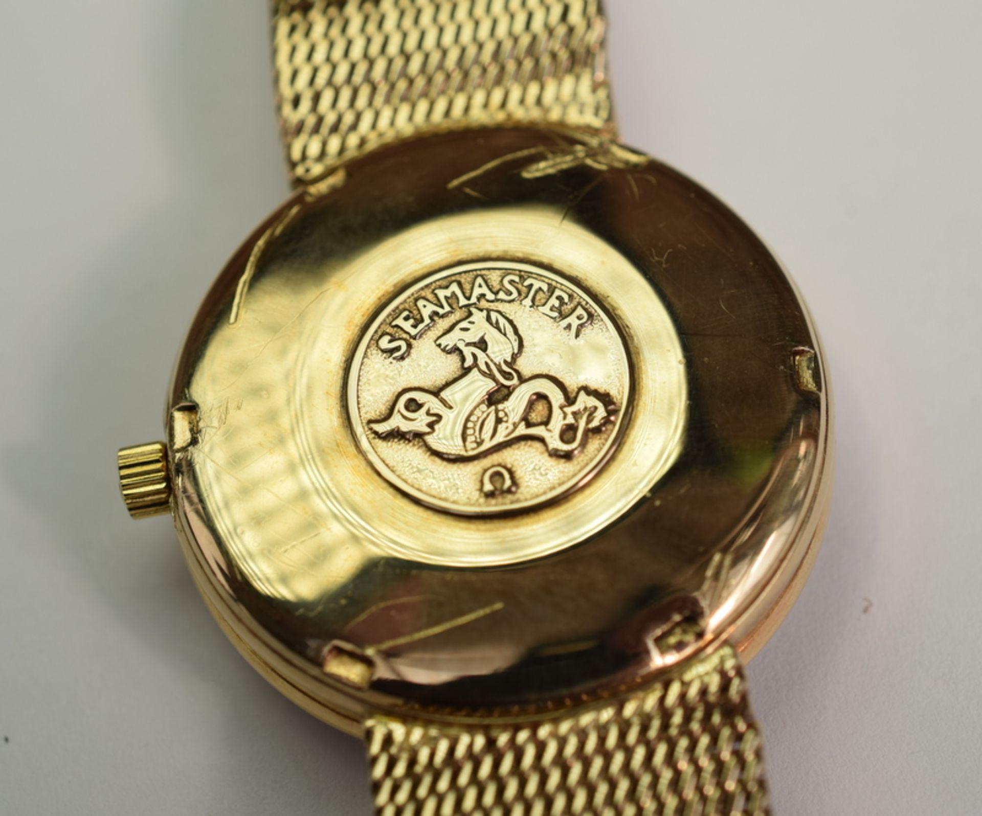 9ct Gold Omega Seamaster On Intergrated 9ct Gold Bracelet - Image 4 of 10