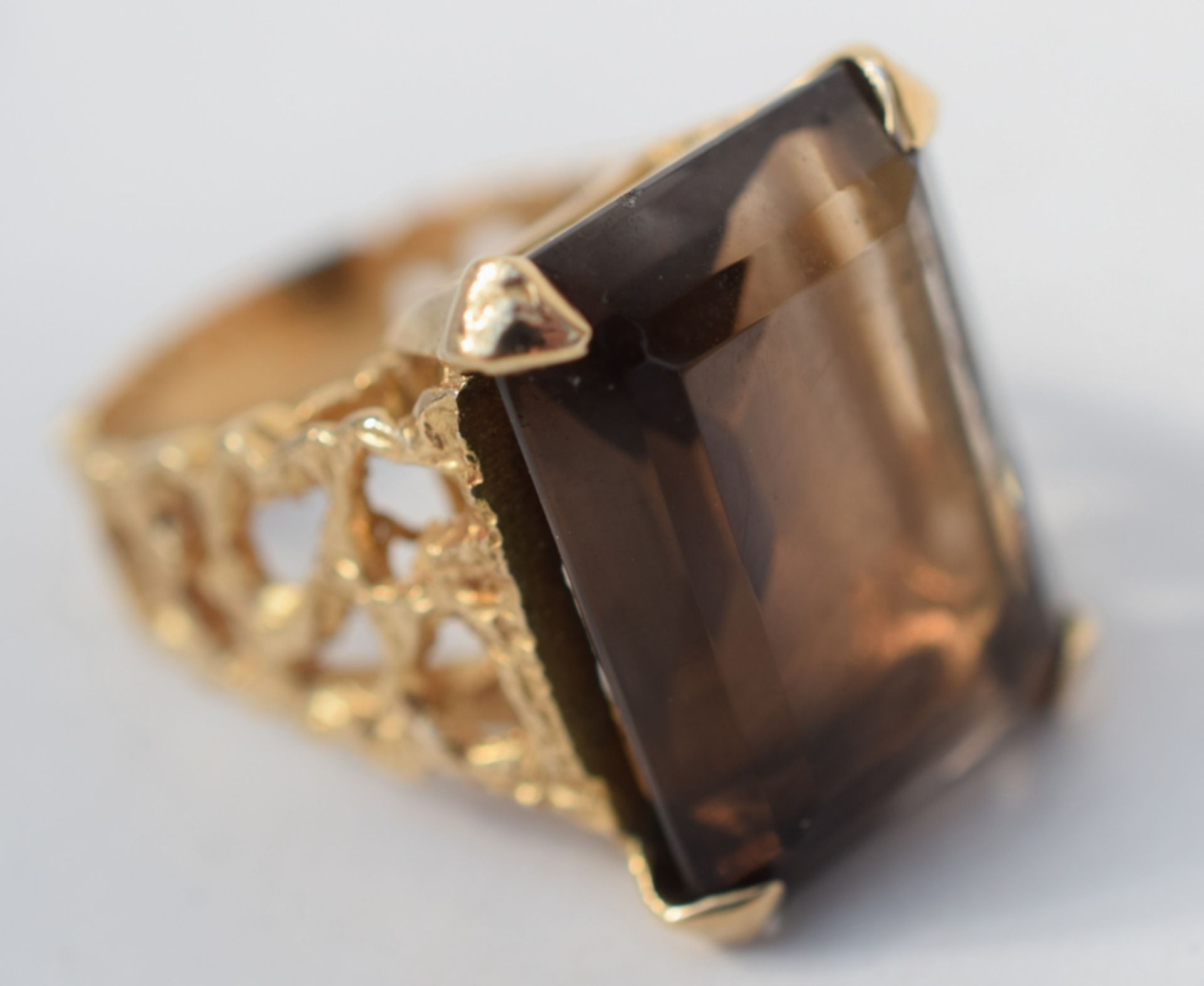 17.61ct Smoky Quartz Ring 9ct Gold