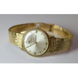 Gentleman's Jaeger LeCoultre 9ct Gold Watch On 9ct Gold Bracelet ***Reserve Lowered 23.5.18***