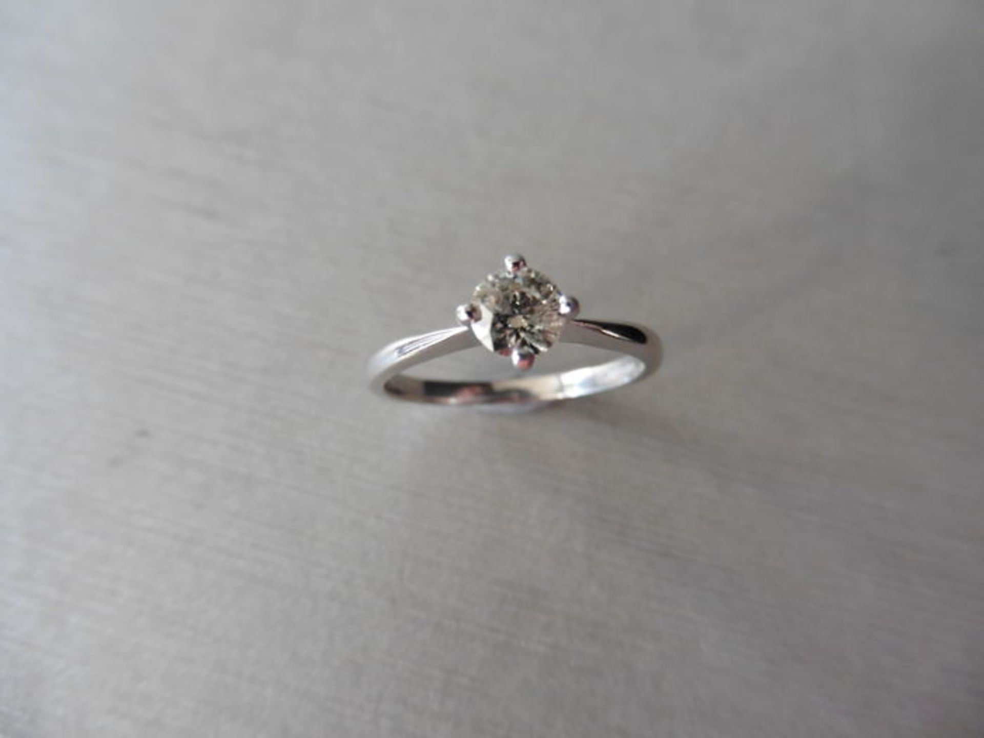 0.40ct diamond solitaire ring. Brilliant cut diamond, I/J colour and si2 clarity. 4 claw ( off-set ) - Image 3 of 3