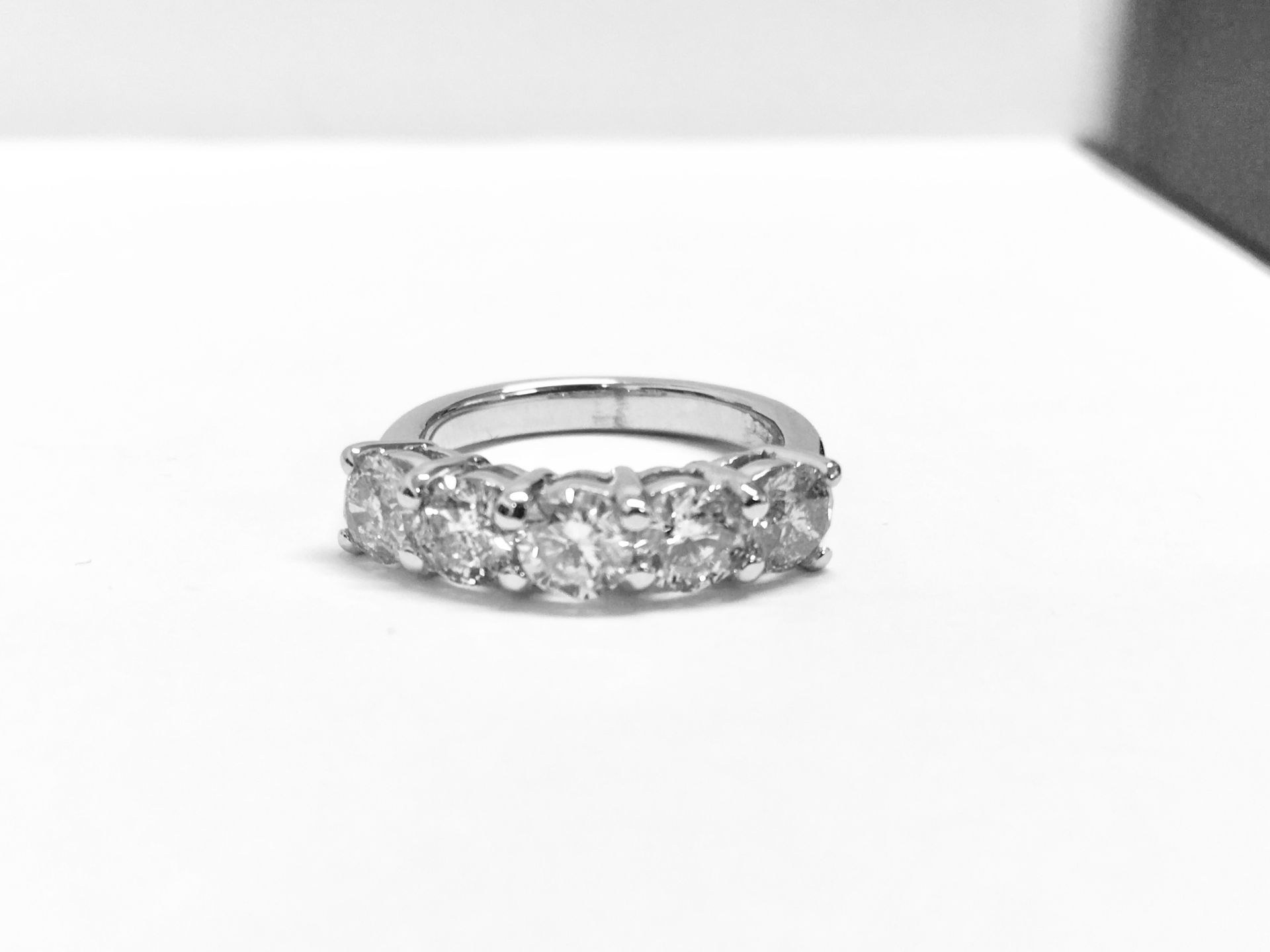 2.00ct diamond five stone ring. 5 brilliant cut diamonds, I/J colour, si2-3 clarity. 4 Claw - Image 2 of 6