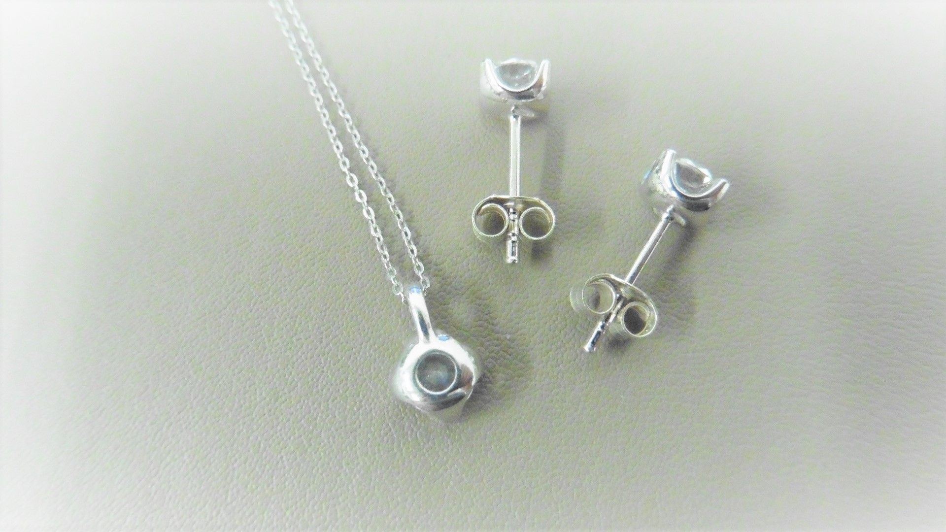 0.35ct / 0.70ct diamond pendant and earring set in platinum. Pendant - 0.35ct brilliant cut diamond, - Image 3 of 3