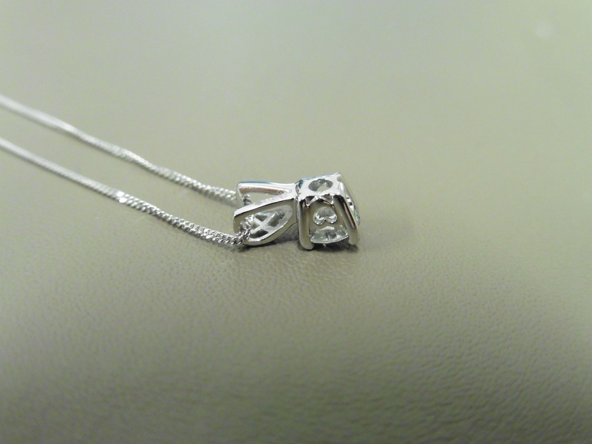 0.33ct diamond set pendant. Brilliant cut diamond, I colour and si3 clarity.4 claw setting with - Image 3 of 3