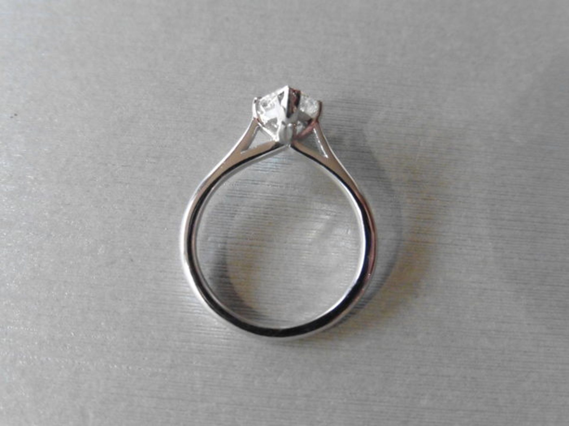2.45ct marquis natural diamond,si2 clarity K colour,18ct white gold setting 3.9gms,uk size L, - Image 2 of 3