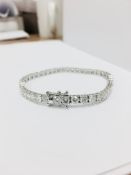 10.50ct Diamond tennis bracelet set with brilliant cut diamonds of I colour, si2 clarity. All set in