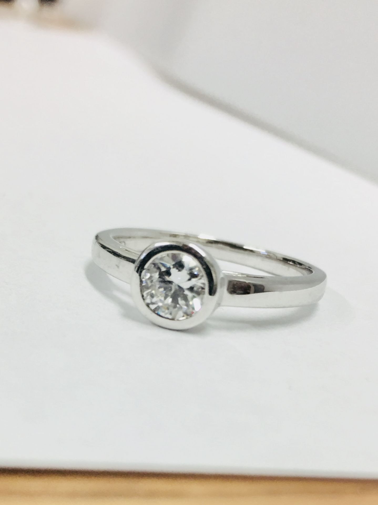 Platinum diamond solitaire ring,0.50ct brilliant cut diamond h colour vs clarity (clarity enhanced) - Bild 2 aus 4