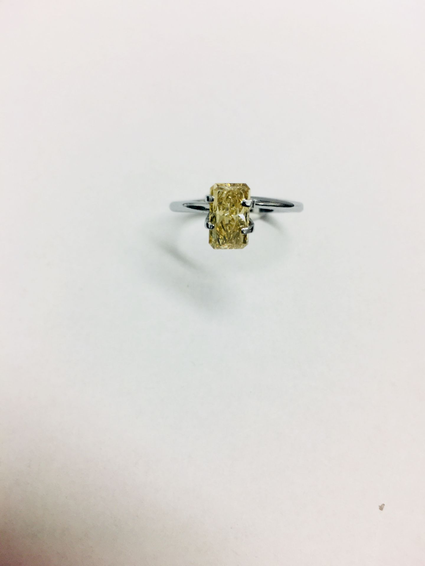 1.61ct fancy yellow diamond radiant shape vs2 clarity,wgi certification appraisal 8500 - Image 2 of 2