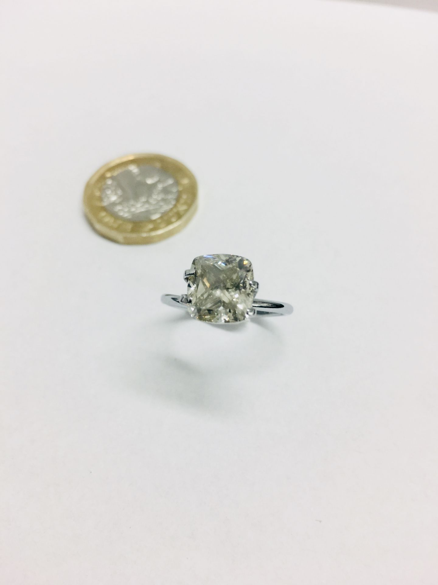 3.19ct Cushion shape diamond fancy grey colour si2 clarity,appraised at 15000 - Image 2 of 2