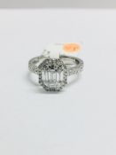 18ct fancy halo diamond ring,8 taper baguette 0.86ct h colour vs clarity,38x round diamond h