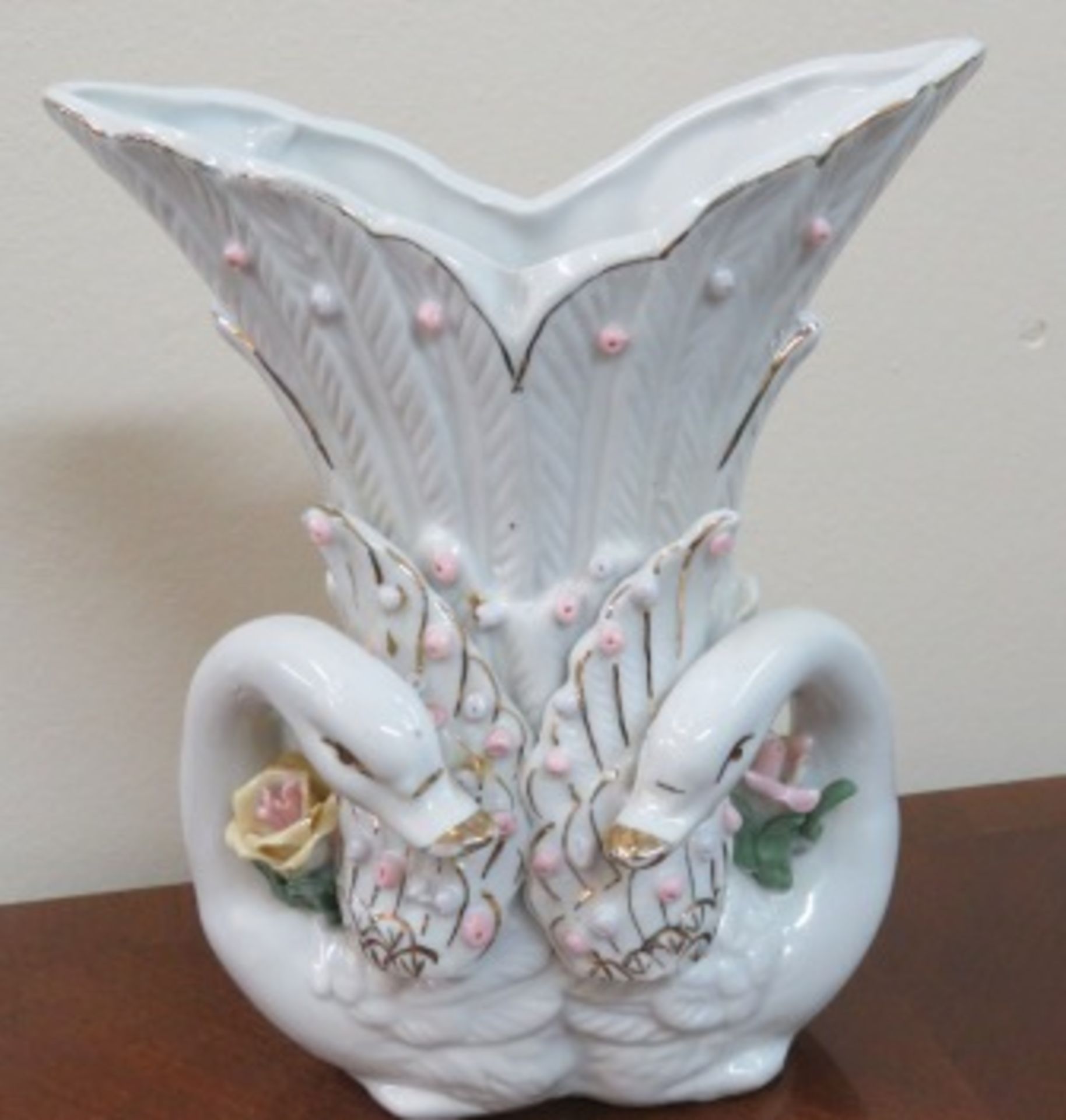 Italian Vase Depicting Swans