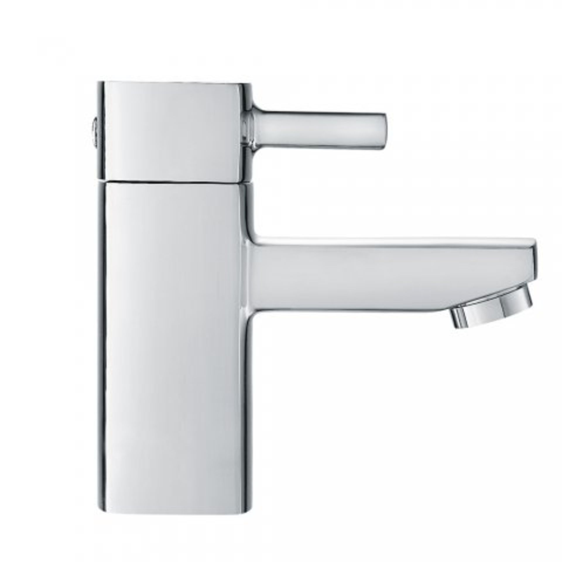 (W203) Ivela Hot and Cold Bath Taps Presenting a contemporary design, this solid brass tap has - Image 3 of 3