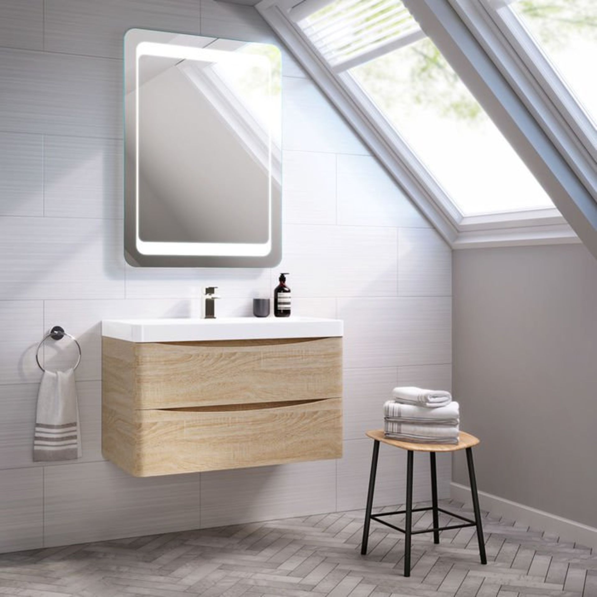 (H212) 900x650mm Quasar Illuminated LED Mirror. RRP £399.99. Energy efficient LED lighting with IP44 - Image 6 of 7