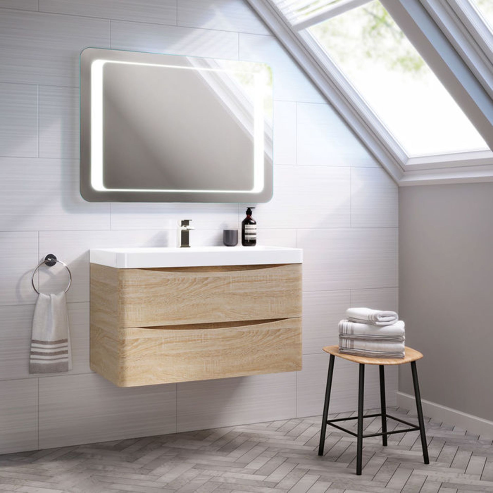 (H212) 900x650mm Quasar Illuminated LED Mirror. RRP £399.99. Energy efficient LED lighting with IP44 - Image 4 of 7