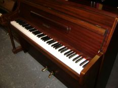 Zender Upright (1)