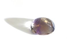 22.04ct Natural Quartz (Ametrine)