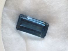 3.95ct Natural Topaz with GIL Certificate