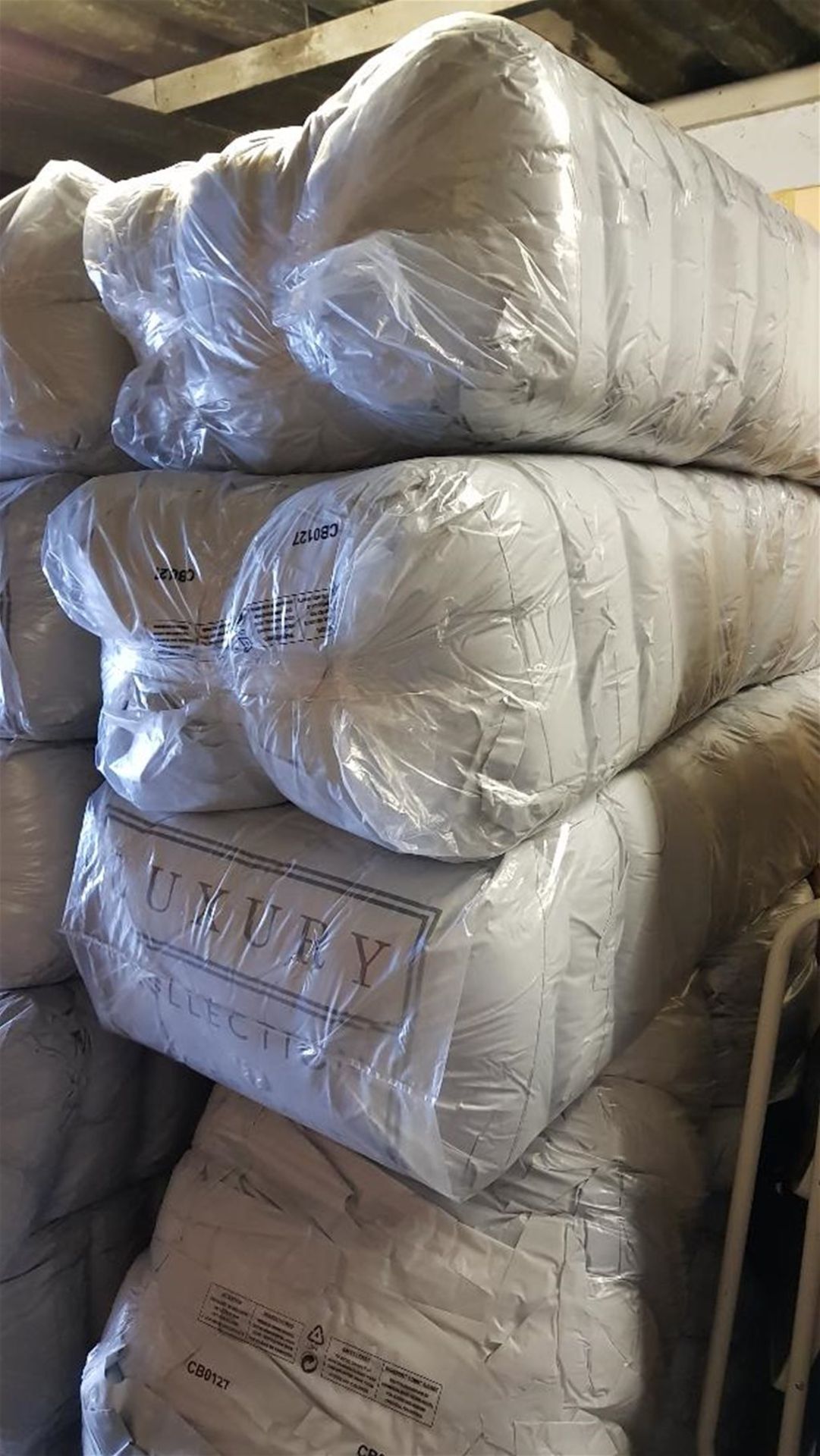 Whole Bale Containing 10 Packs Each Of 2 X Pillows (20 Pillows In Total) - Image 3 of 3