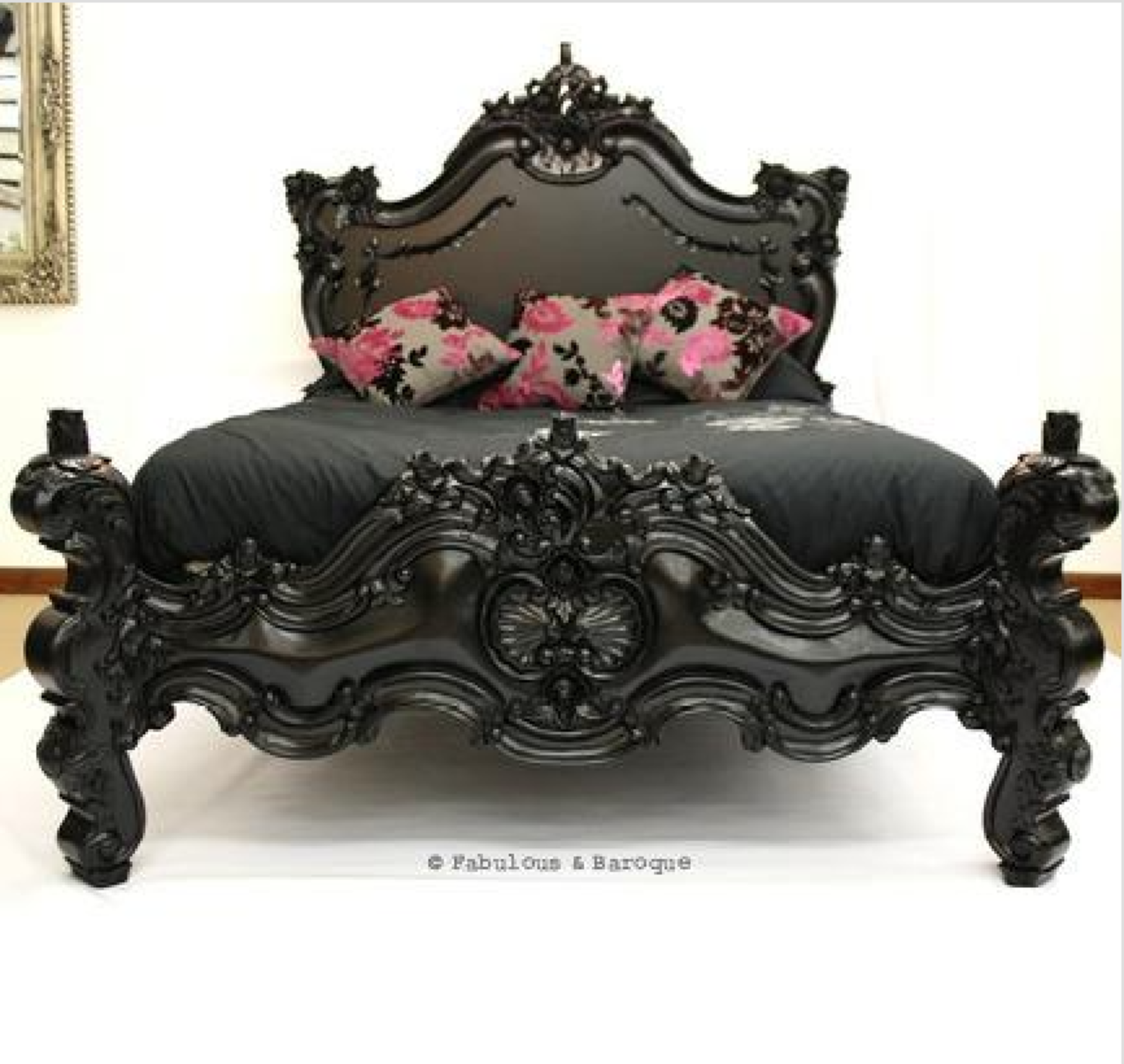 1x King Size 5' Royal Fortune Montespan Bed, Black