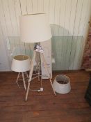 No Reserve: Damaged lamps and spares