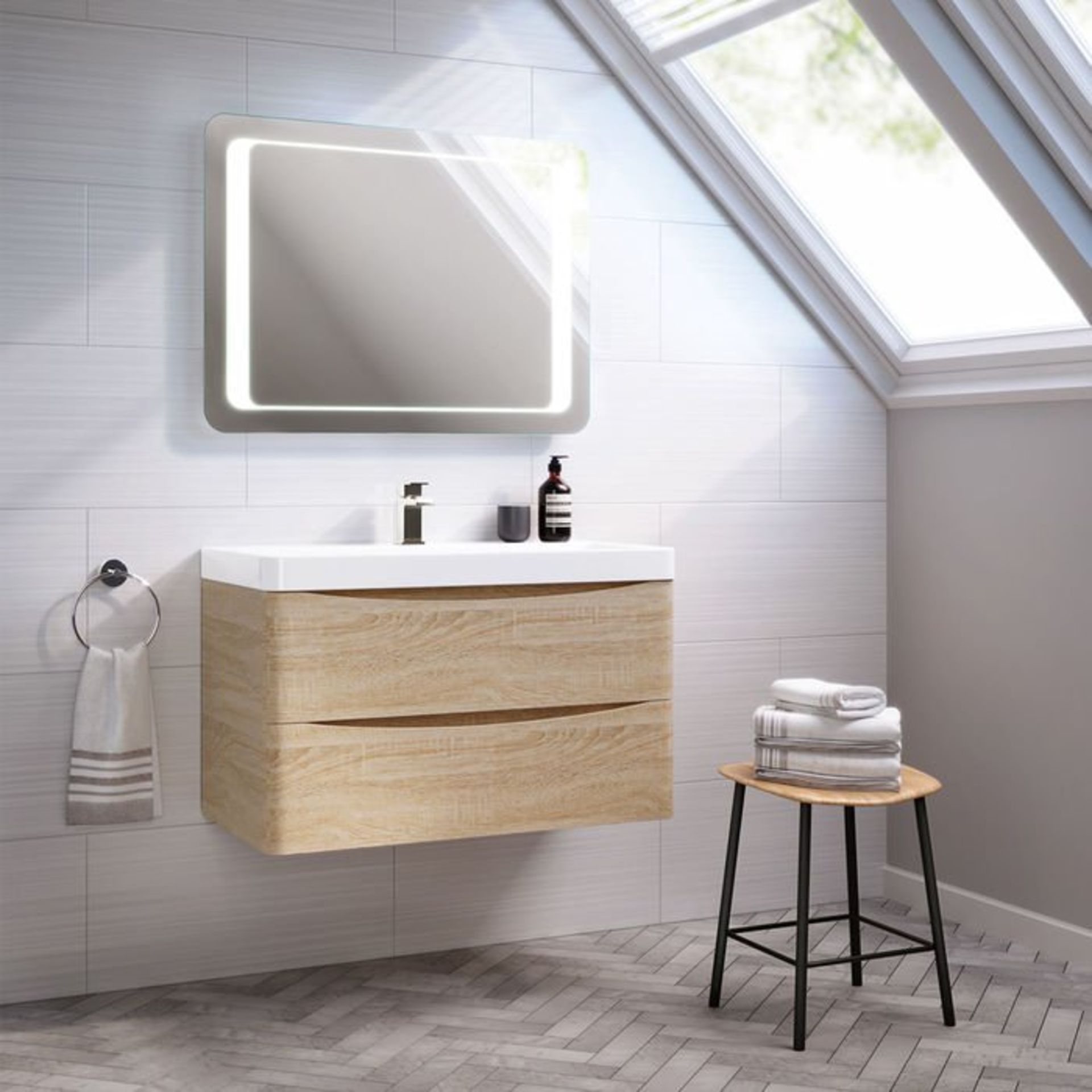 (Y57) 800x600mm Quasar Illuminated LED Mirror. RRP £349.99. Energy efficient LED lighting with - Image 7 of 9