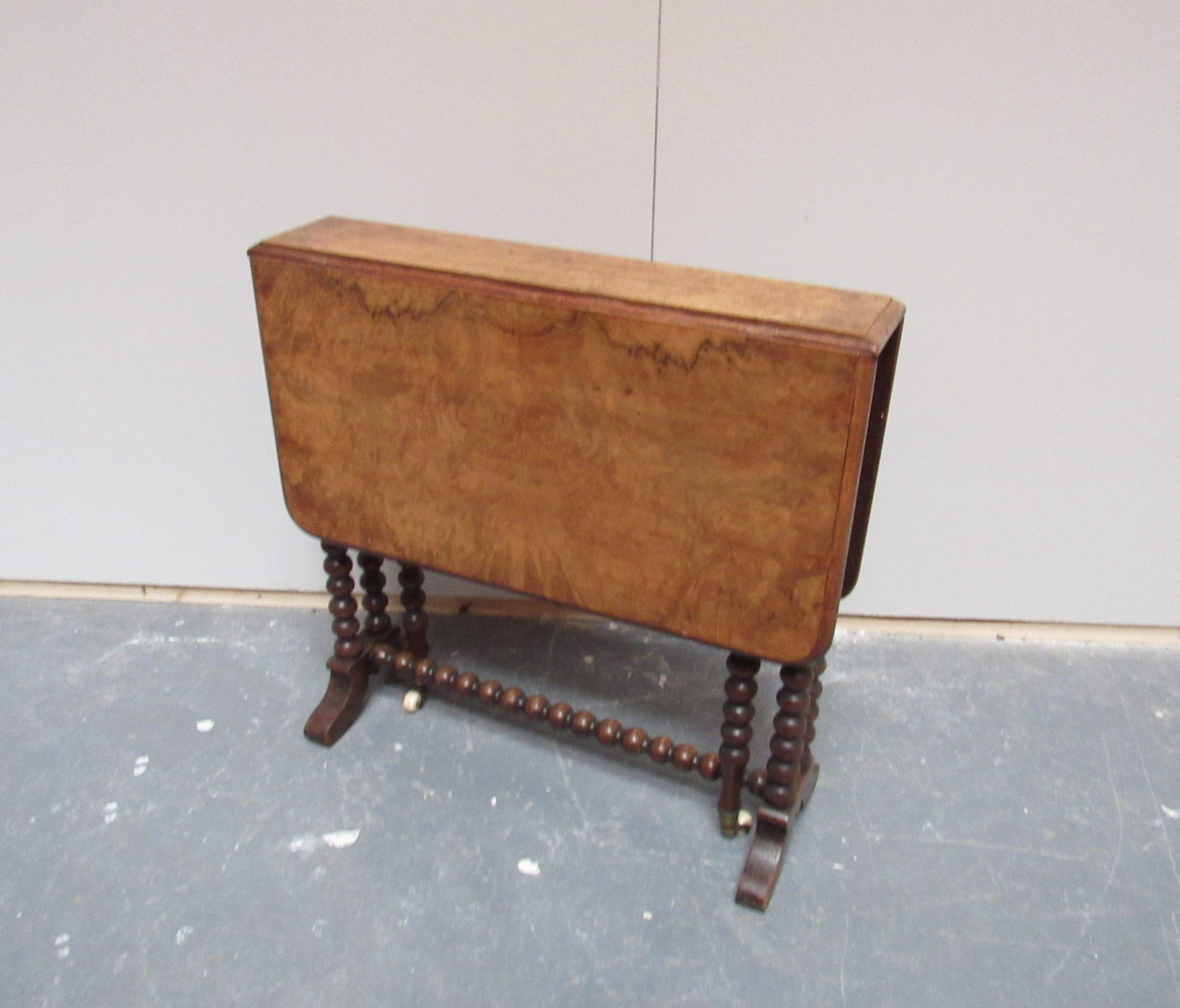 Small Burr Walnut Sutherland Table With Bobbin Legs - Image 3 of 4