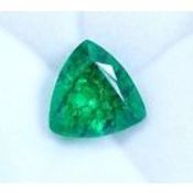 5.90 Ct Emerald. Natural stone. Natural stone.