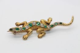 18ct Yellow Gold Vintage Diamond, Emerald and Ruby Lizzard Brooch