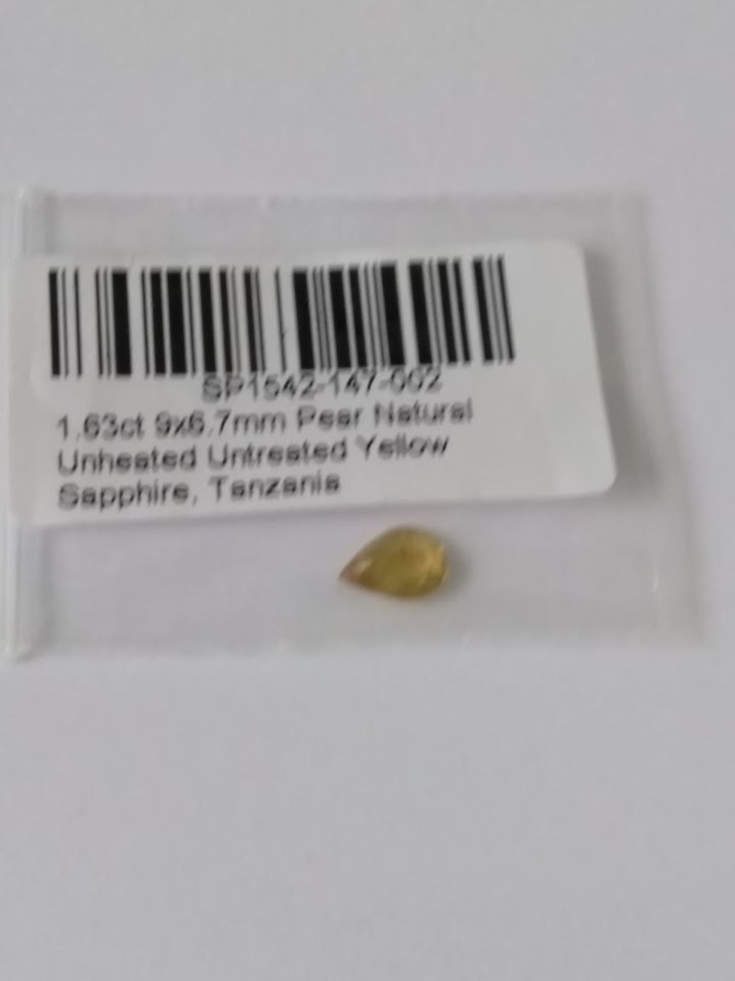 A Beautiful 1.63 Cts Natural Golden Yellow Sapphire - Natural Unheated Untreated - Transparent. - Image 3 of 3