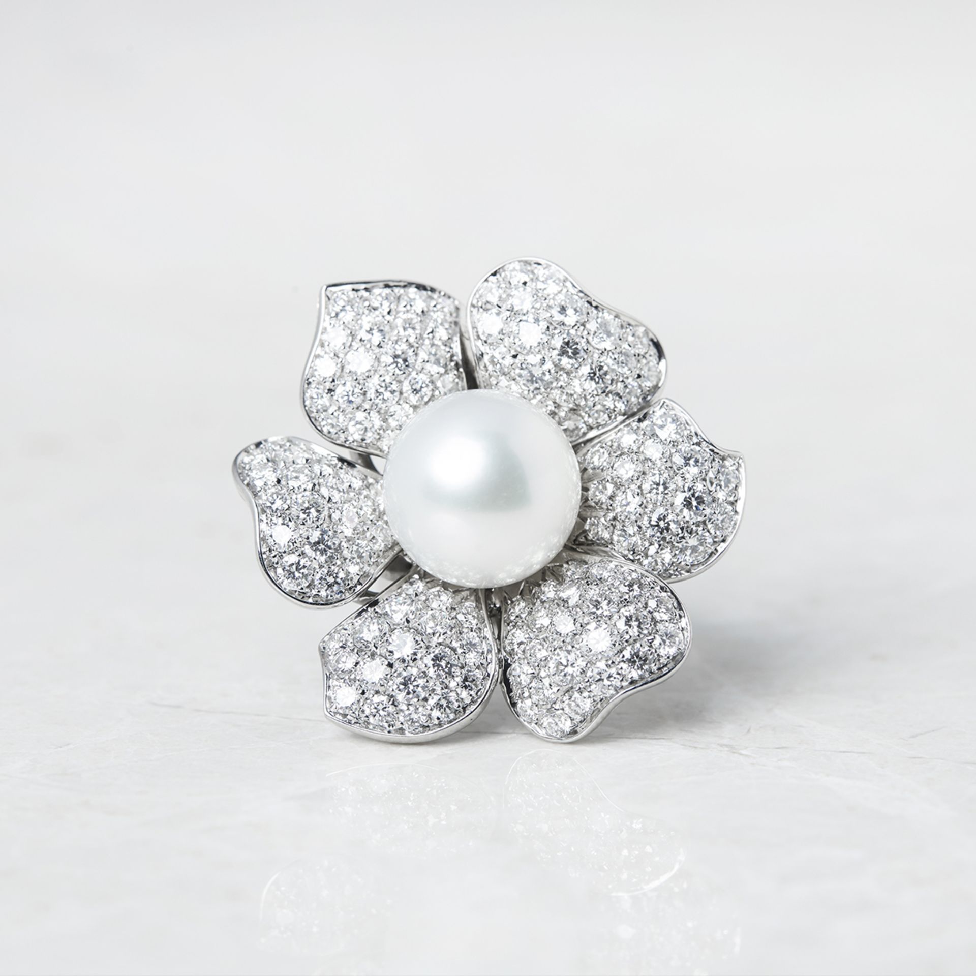 Picchiotti 18k White Gold South Sea Pearl & 3.60ct Diamond Flower Design Cocktail Ring - Image 2 of 6