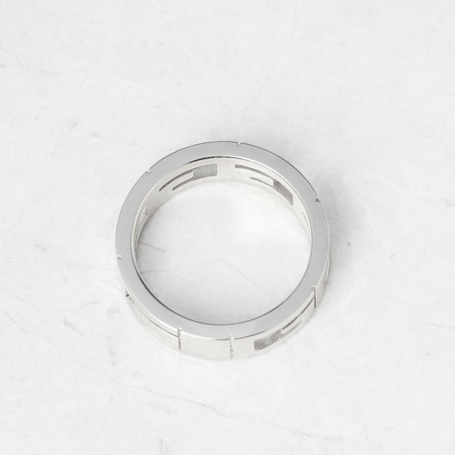 Gucci 18k White Gold G Logo Band Ring - Image 5 of 8