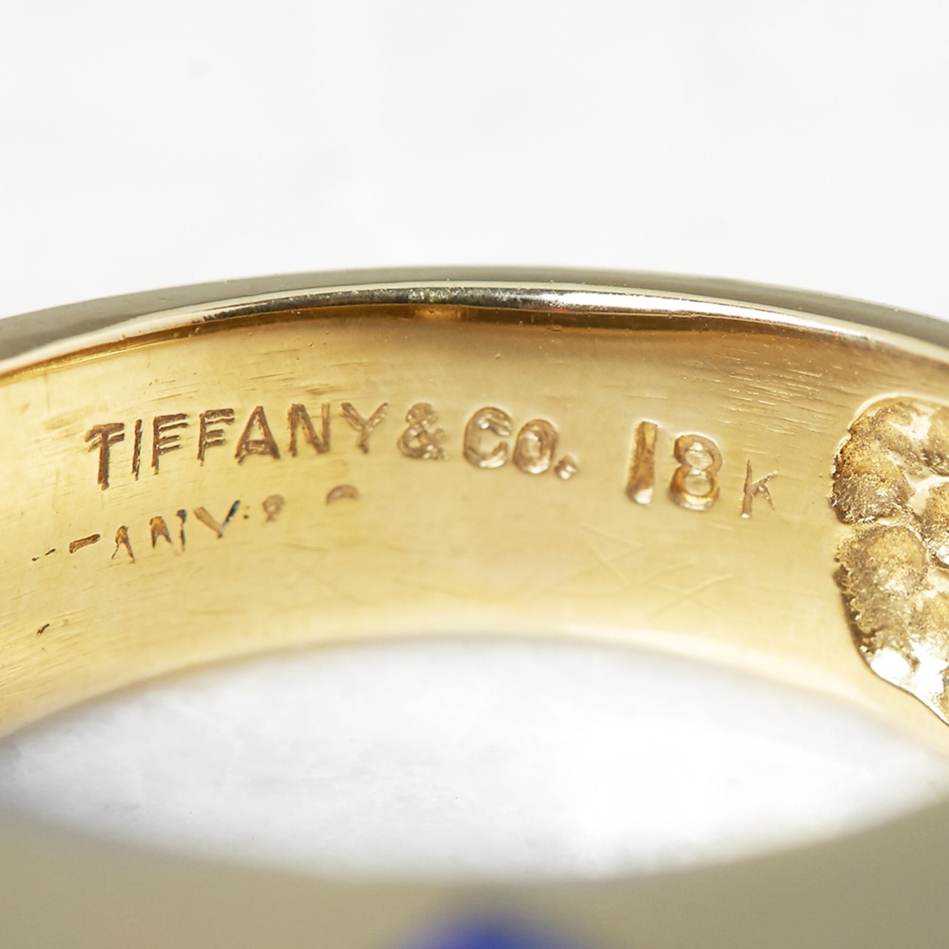 Tiffany & Co. 18k Yellow Gold Lapis Lazuli Ring - Image 6 of 6