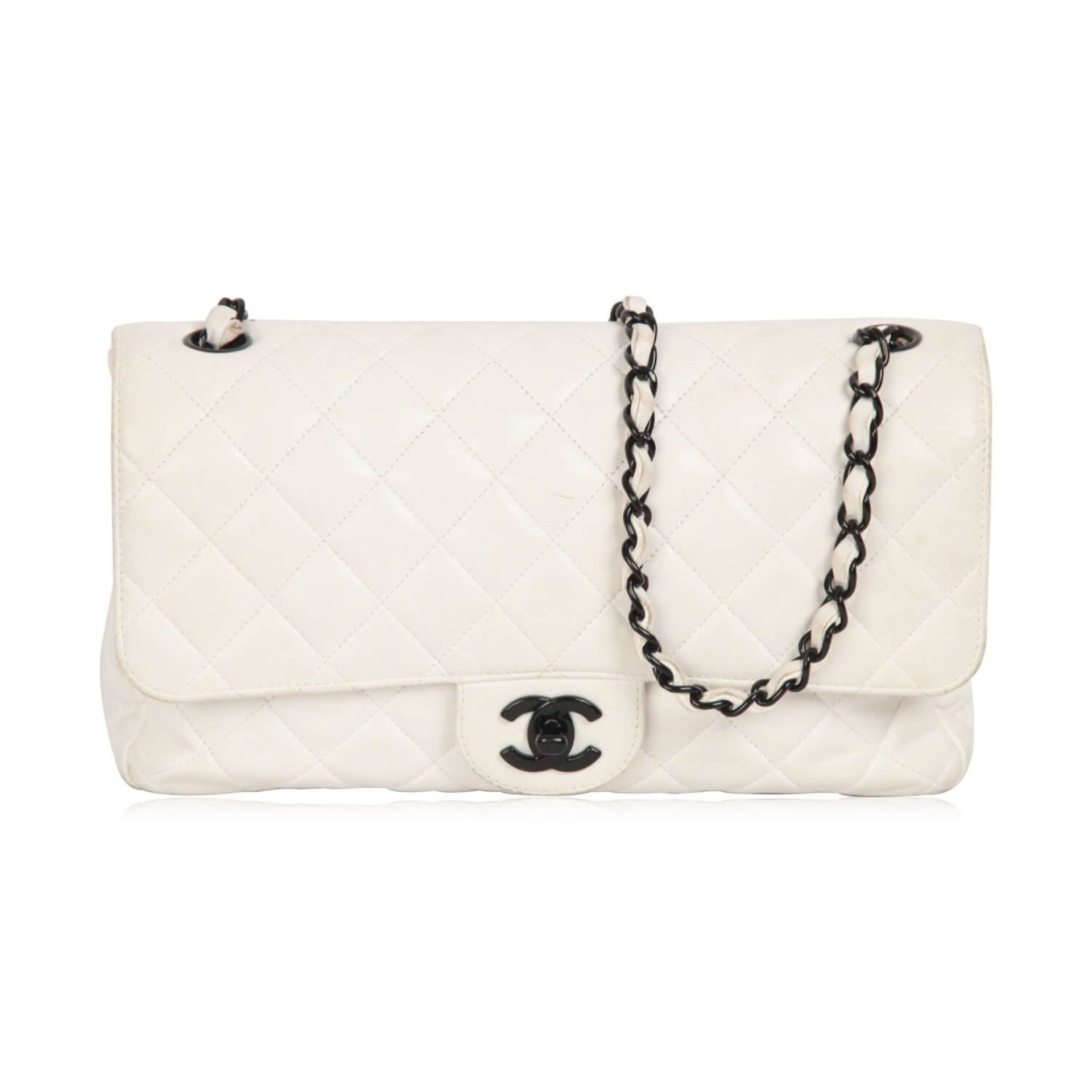 Chanel Vintage White Quilted Leather Shoulder Bag