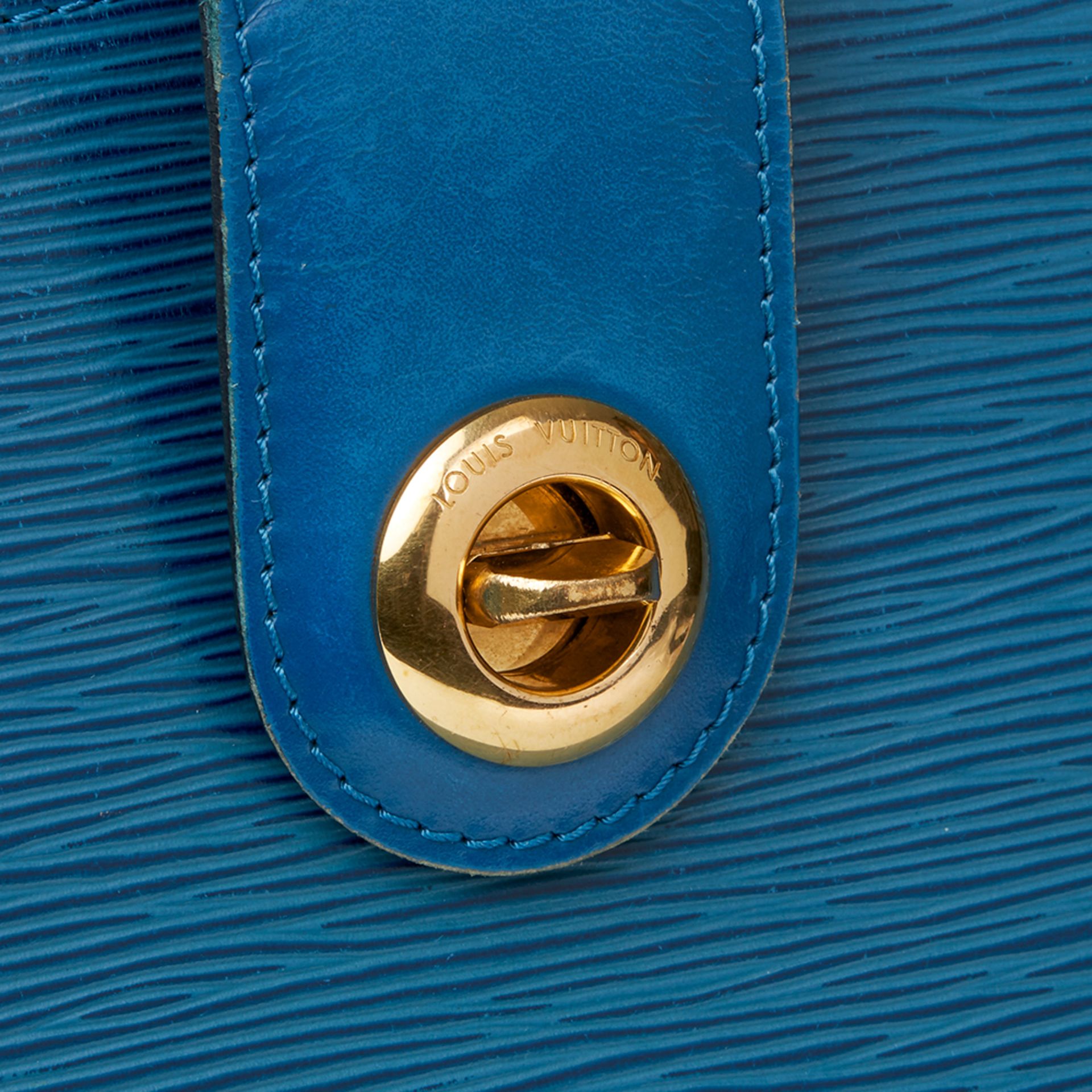 Louis Vuitton Blue Epi Leather Vintage Cluny - Image 7 of 9