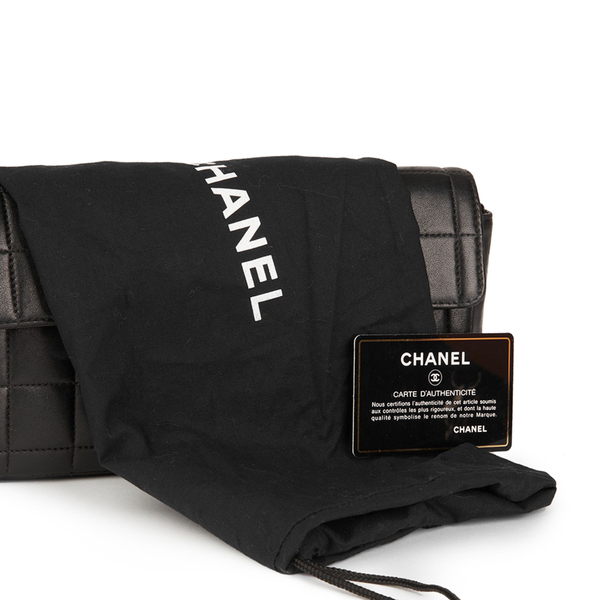 Chanel Black Quilted Lambskin East West Chocolate Bar Flap Bag - Image 9 of 11