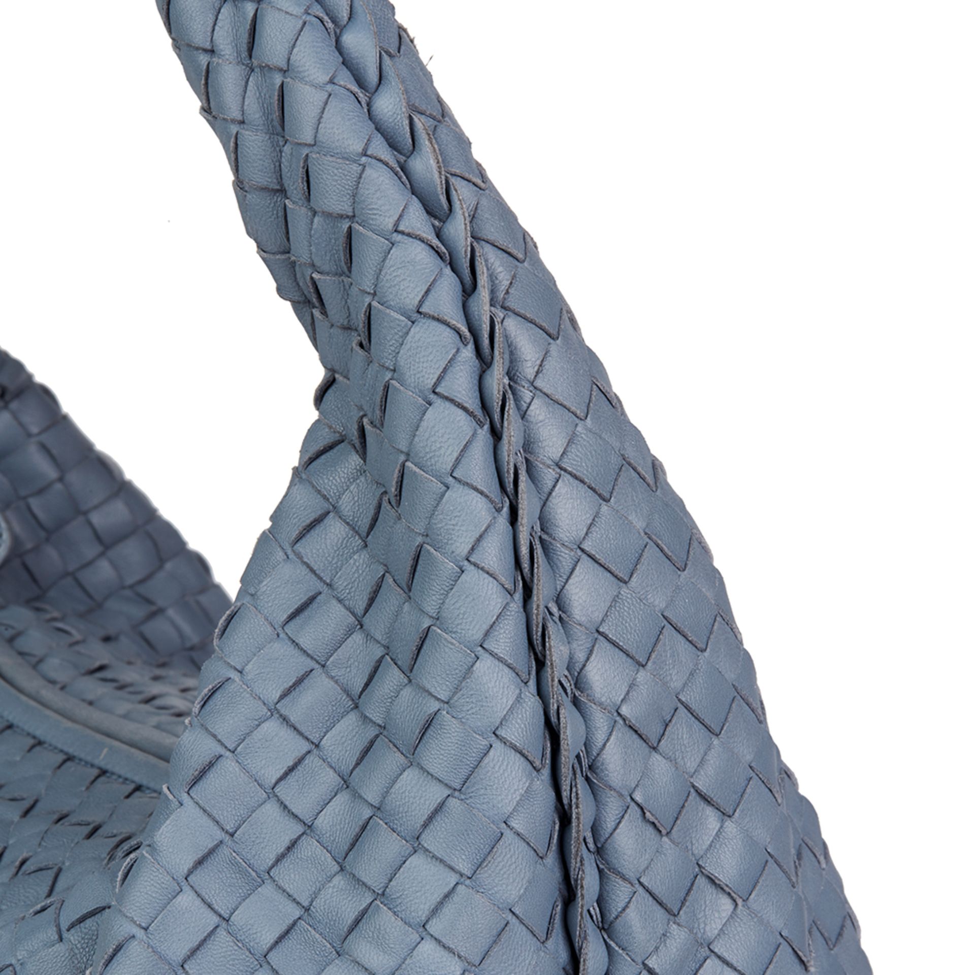 Bottega Veneta Tourmaline Woven Lambskin Medium Veneta Bag - Image 6 of 10