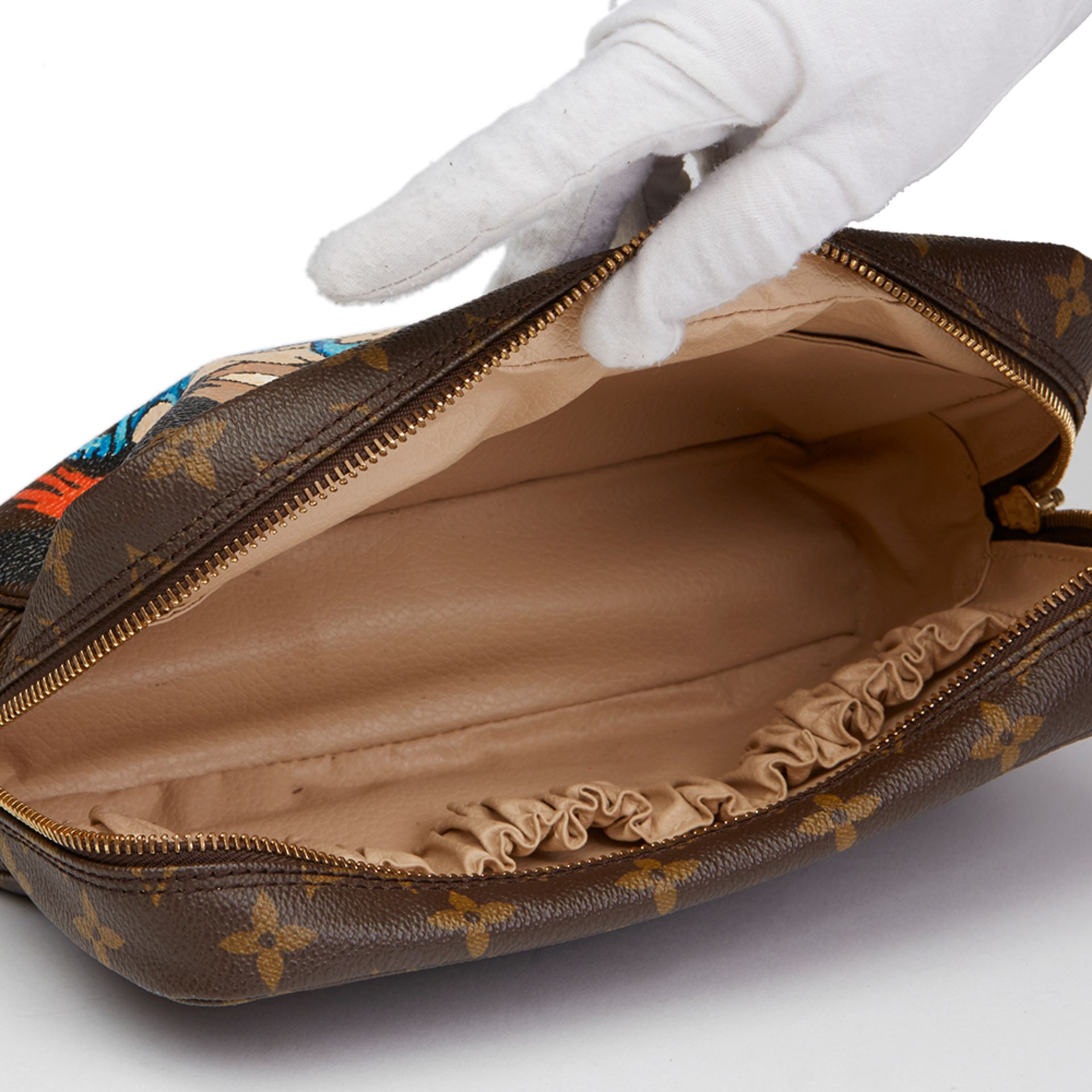 Louis Vuitton Hand-painted 'Sick of it all' X Year Zero London Toiletry Pouch - Image 8 of 11