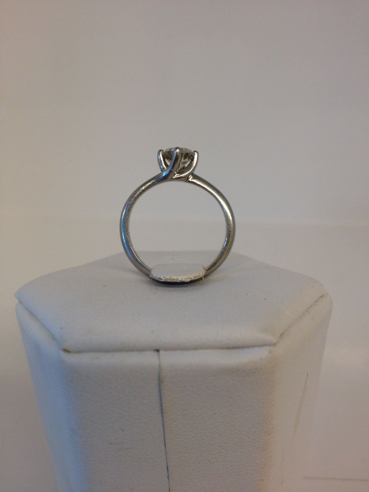 Platinum set Diamond single stone ring. Approx. 0.60pts - Image 2 of 7