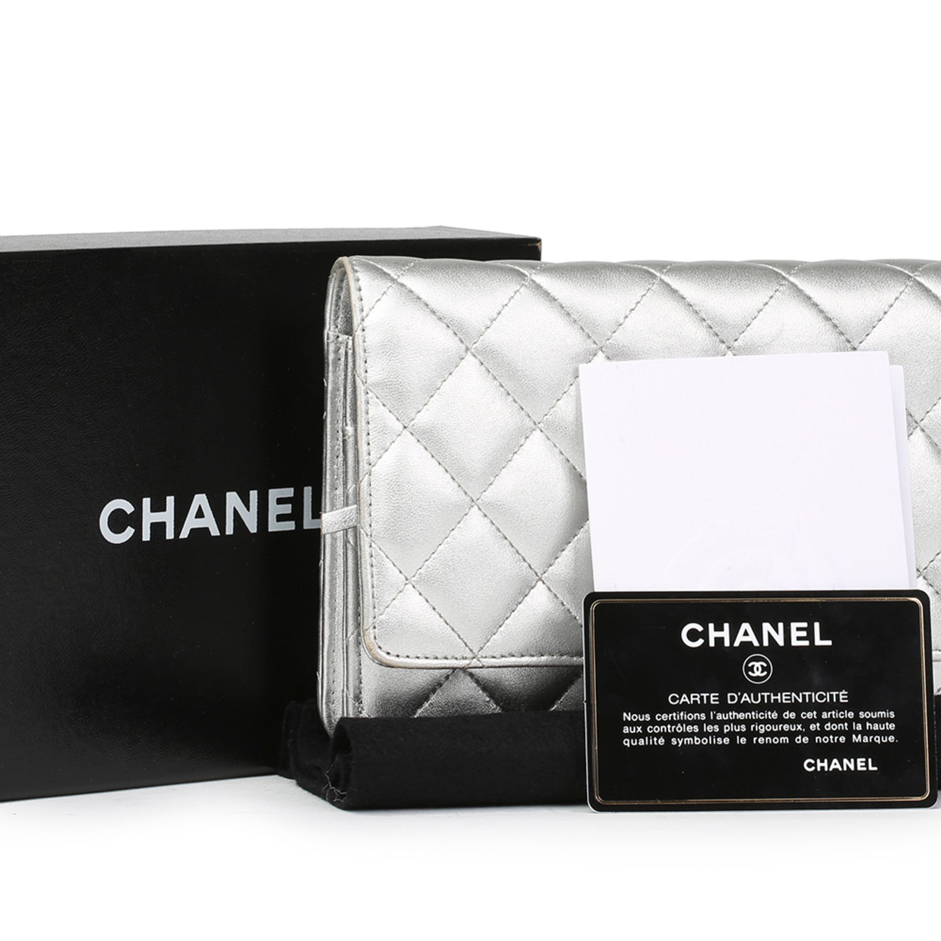 Chanel Silver Quilted Metallic Lambskin Wallet-On-Chain WOC - Image 9 of 11