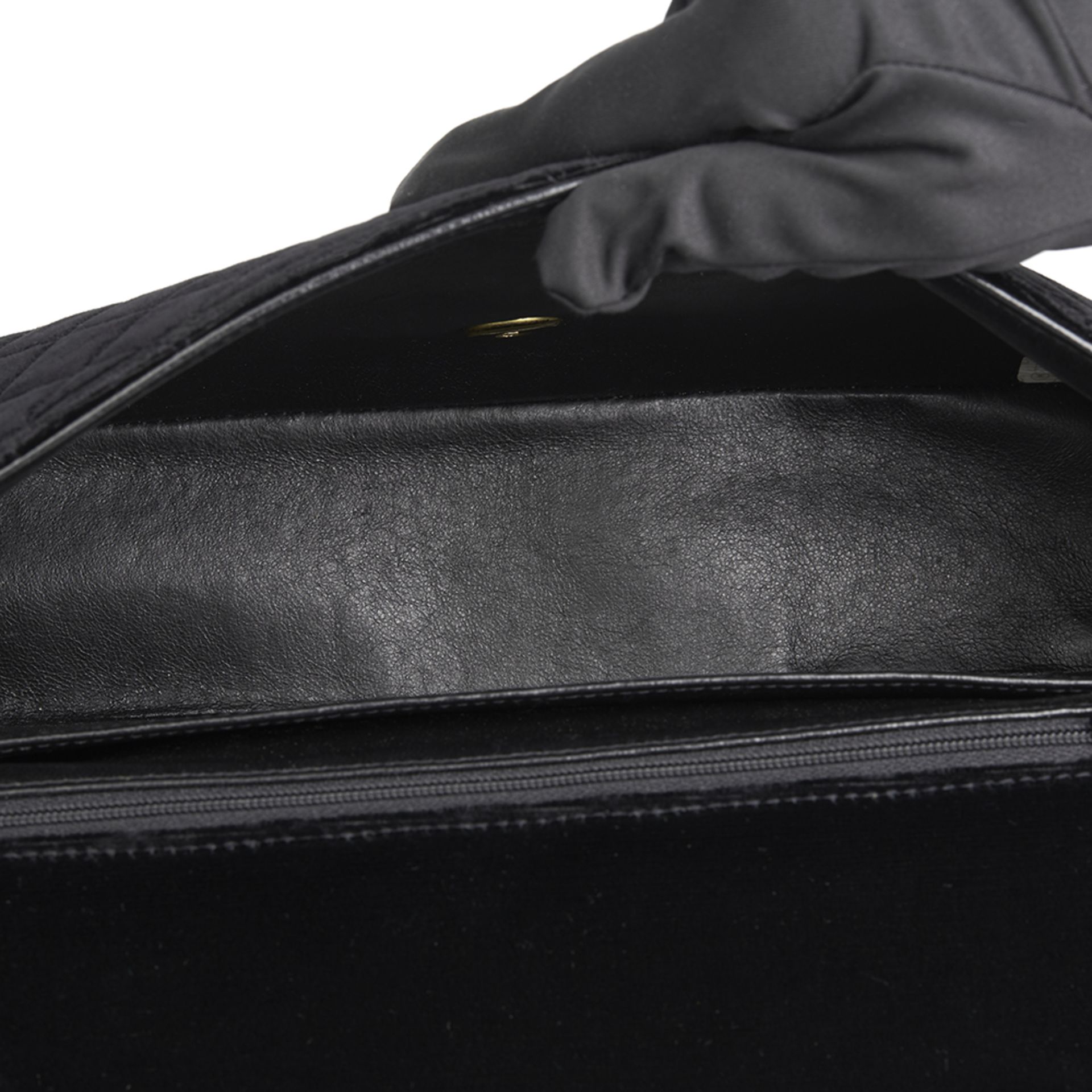 Chanel Black Quilted Velvet Vintage Medium Kelly Flap Bag Mini Charm Set - Image 9 of 12