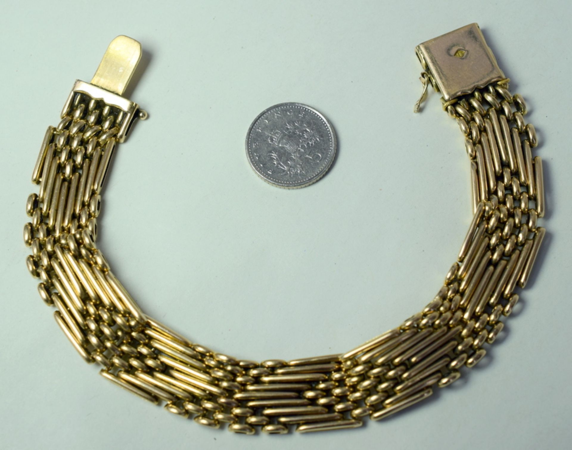 Beautiful 15ct Gold Bracelet 35.5grms - Image 3 of 6